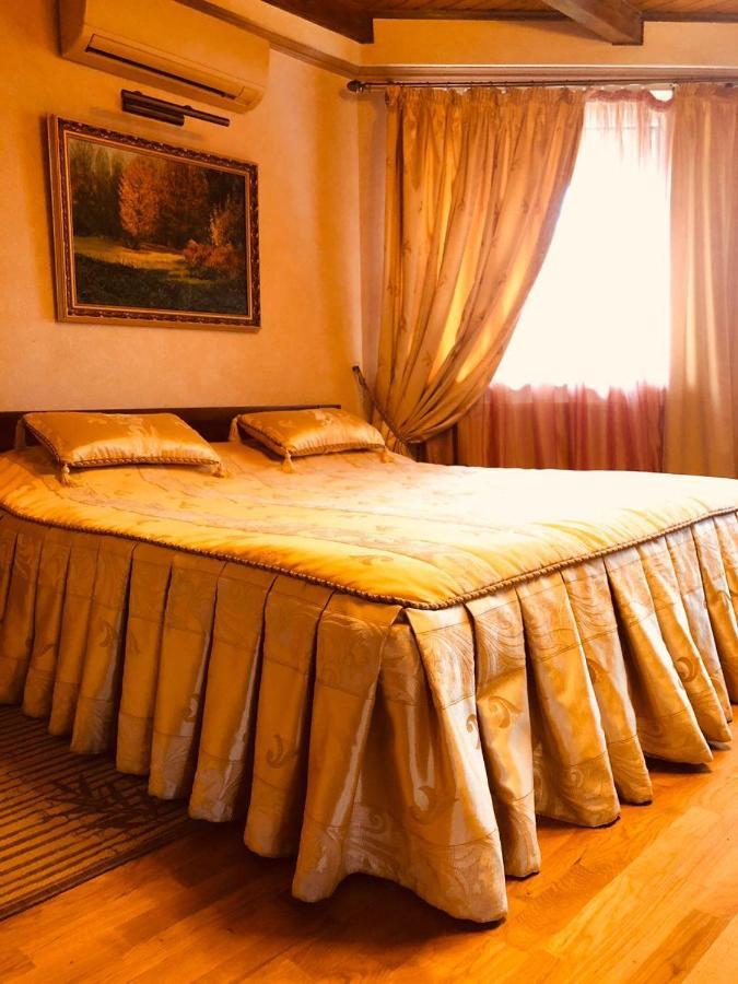 Charda Hotel Ужгород Екстер'єр фото