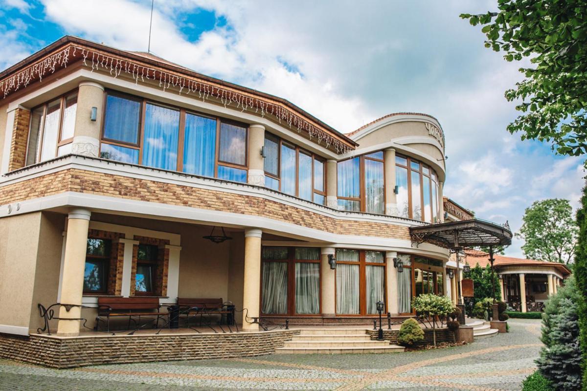 Charda Hotel Ужгород Екстер'єр фото